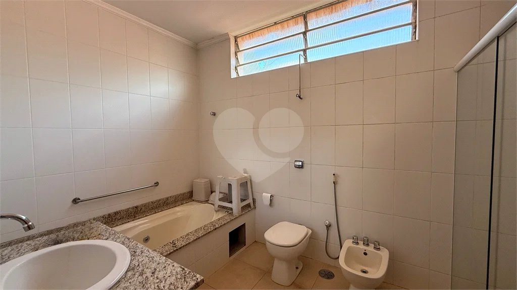 Casa Comercial e Residencial à venda no Bairro Cidade Jardim em Piracicaba/SP.