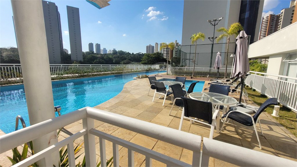 Apartamento à venda com 2 quartos, sendo 1 suíte, em Morumbi, São Paulo, SP