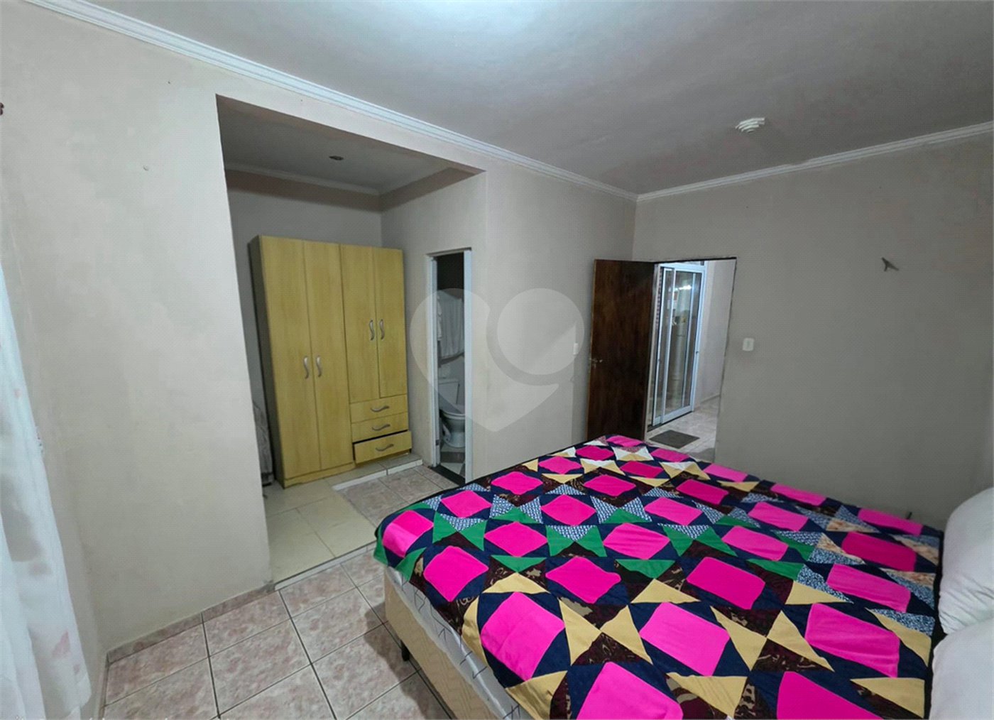 Sobrado 5 quartos.
