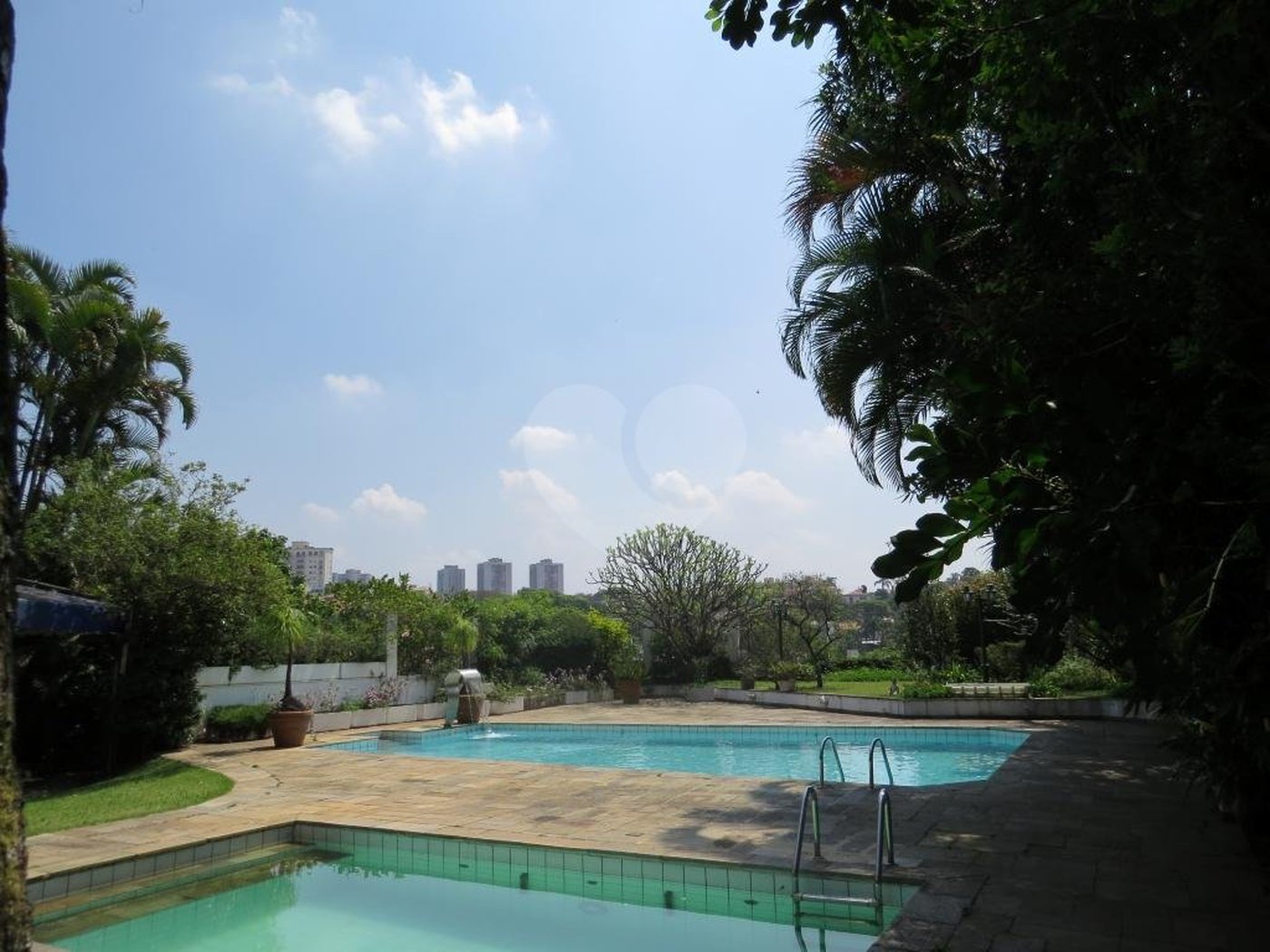 Casa de Vila à venda com 4 suítes em Morumbi, São Paulo, SP