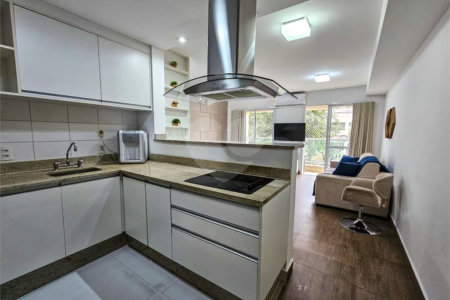 Na Mooca á venda Apartamento / Studio com 51m² 1 dormitório e 1 vaga.