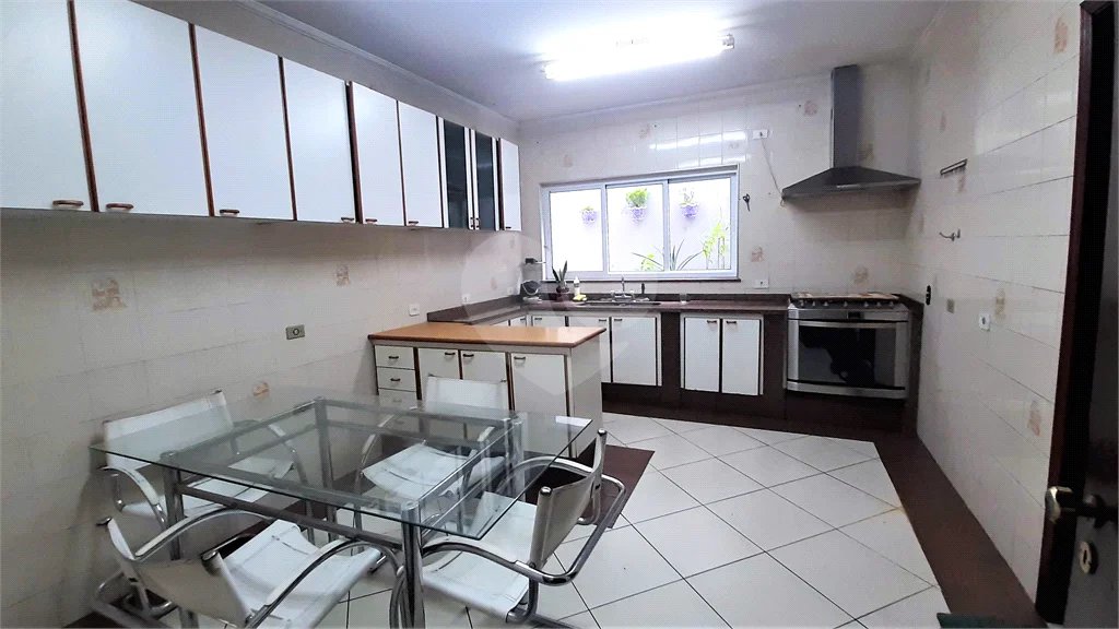 Vende-se Casa incrível no Jardim Prudência!