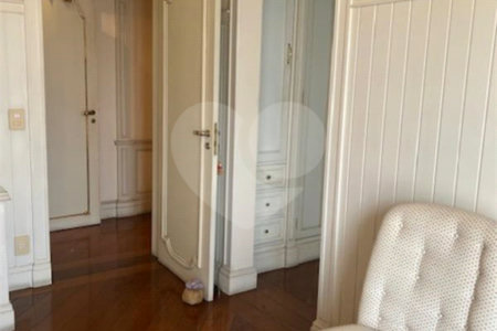 Apartamento à venda com 4 suítes em Santa Cecília, São Paulo, SP