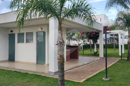 Apartamento térreo no Condomínio Residencial Monte Everest