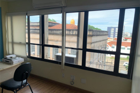 Sala comercial á venda