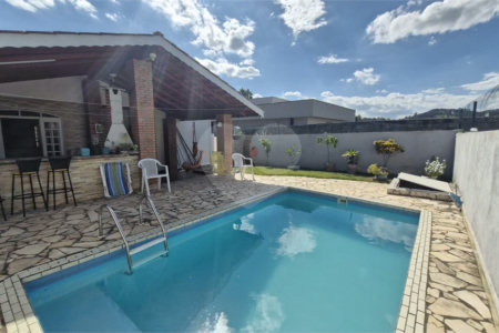 Casa à venda – Chácaras Maringá