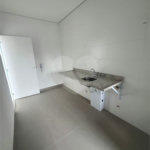 Charme, conforto e vista livre na Vila Clementino – 98 m² com pé-direito duplo!