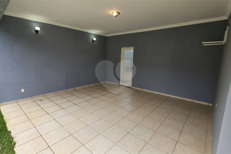 Casa Locação e Venda Condomínio Portal de Itaici 04 Dormitórios 02 suítes