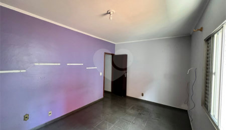 Sobrado à venda com 3 quartos, sendo 1 suíte, em Jardim Marek, Santo André, SP