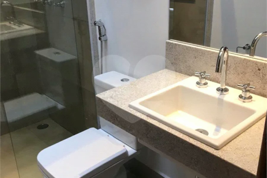 Casa, 3 dormitórios, 1 suíte, 2 vagas, para locação em Água Fria, em São Paulo