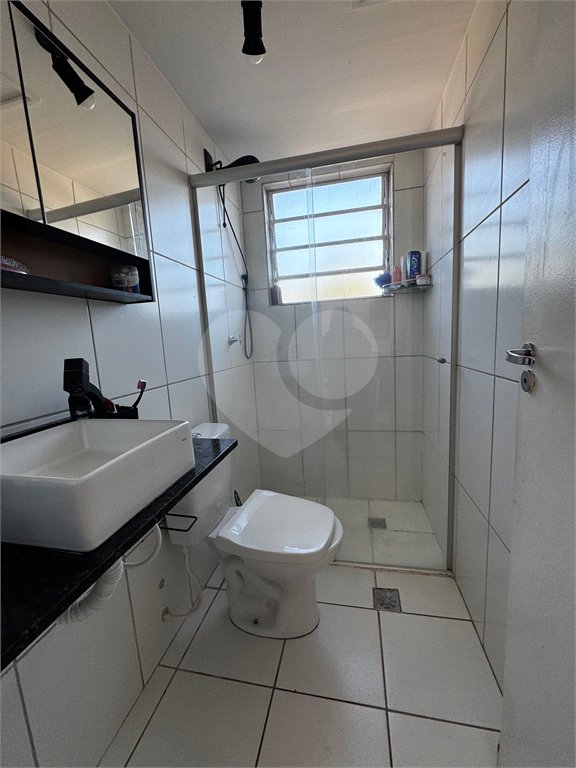 Apartamento á venda, com 02 Dormitórios, em Jardim Ricetti.