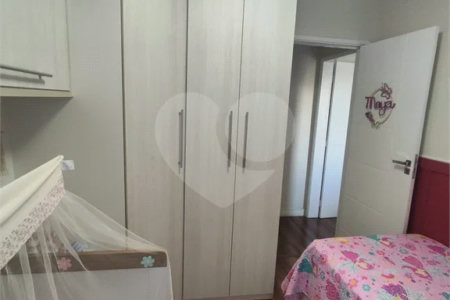 Apartamento com 49m², 2 quartos, 1 garagem, à venda em Itaquera
