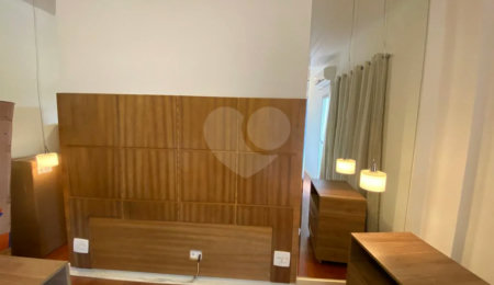 Apartamento à venda com 4 quartos, sendo 1 suíte,  no Centro, Poços de Caldas, MG