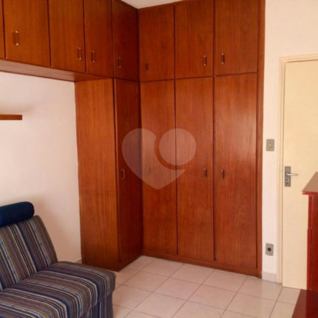 Apartamento para locação na Saúde de 80m² com 2 dormitórios.