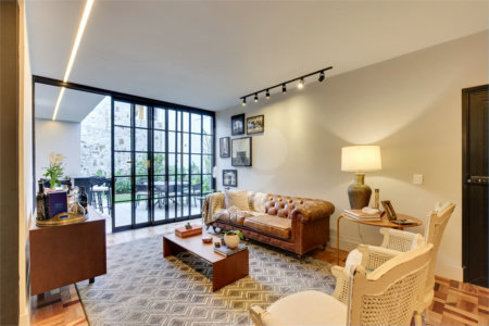 Casa de Vila à venda com 5 quartos, sendo 3 suítes, em Jardim Hípico, São Paulo, SP