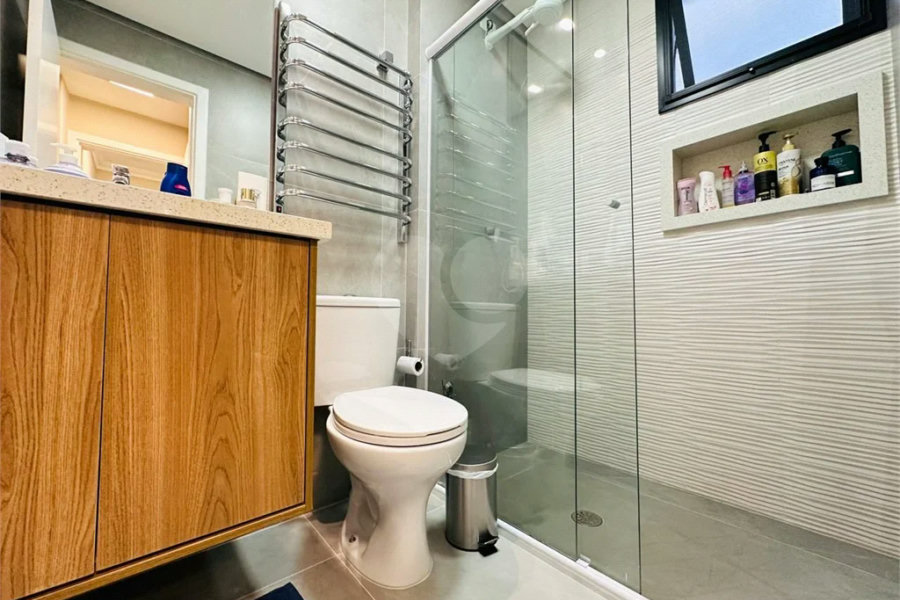 Apartamento à venda com 2 quartos, sendo 1 suíte, em Riviera de São Lourenço, Bertioga, SP