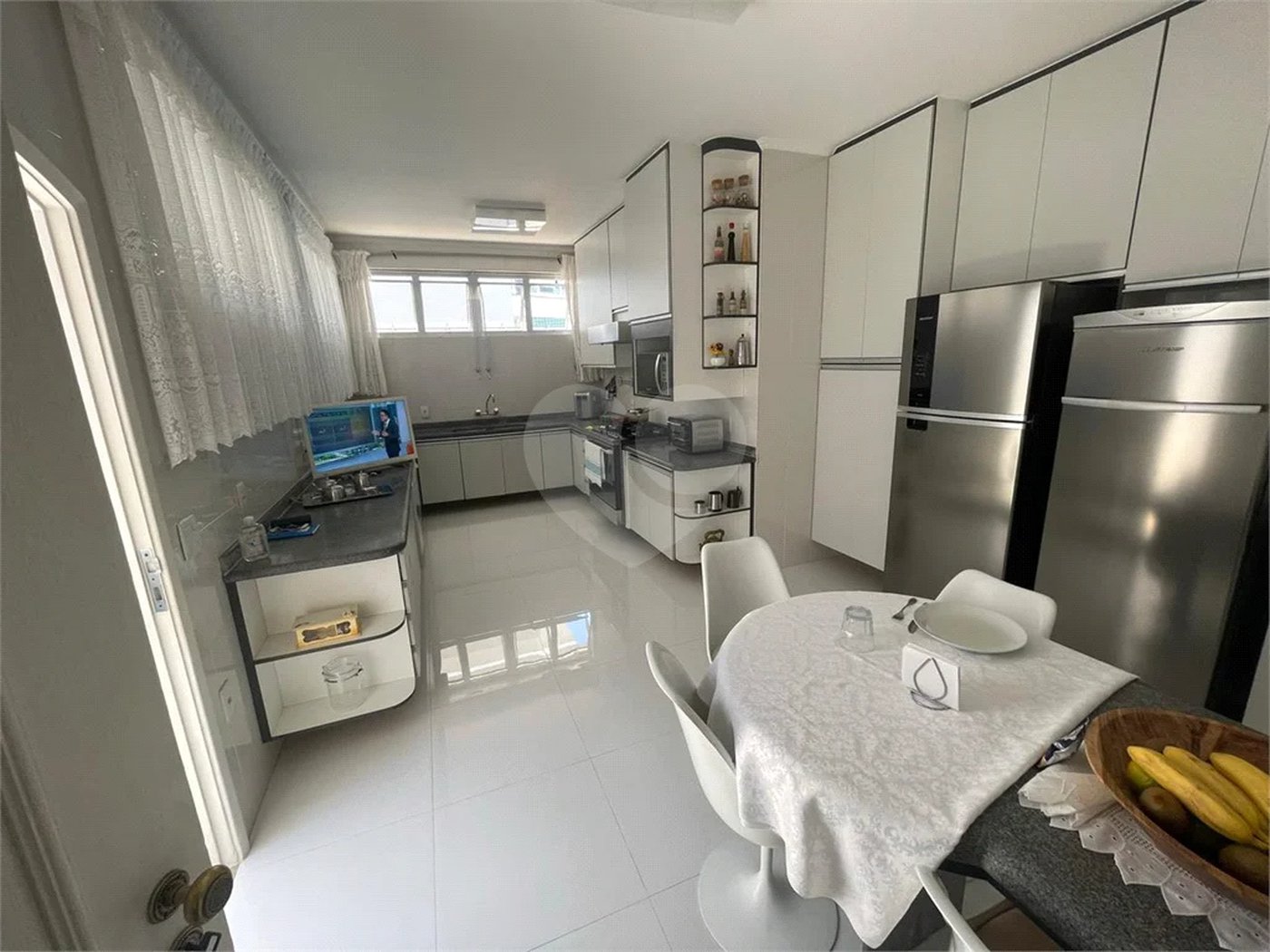 CASA TÉRREA EXCELENTE A VENDA NO TREMEMBÉ - 3 SUÍTES, PISCINA AREA GOURMET E 4 VAGAS DE GARAGEM