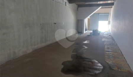 Sobrado à venda com 3 quartos, sendo 1 suíte,  em Parque Delta, São Carlos, SP