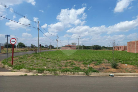 Terreno a venda no Arcoville