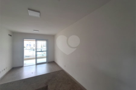 Apartamento à venda em Vila Gumercindo – 55m²