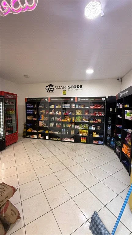 Apartamento com 48m², 2 dormitórios, 1 vaga de garagem, à venda em Itaquera.