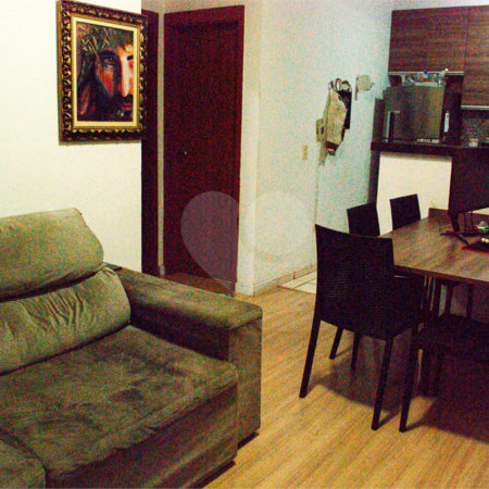Apartamento à venda com 2 dormitórios no Monte Logan, São Carlos