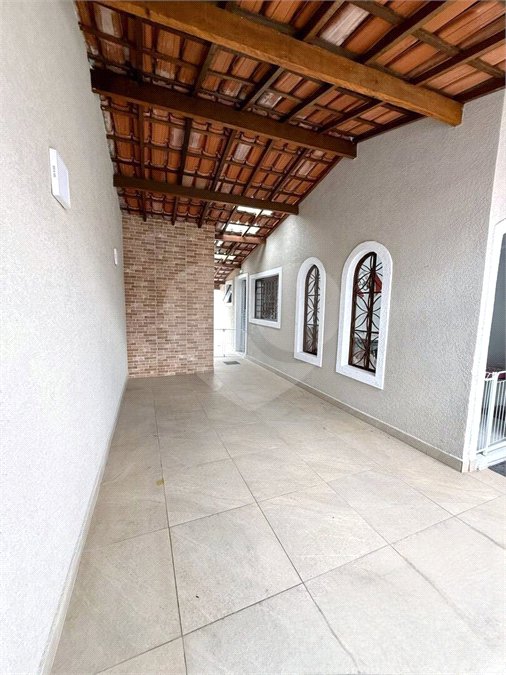 Casa térrea para venda com 02 dormitórios e 02 vagas de garagem em Atibaia