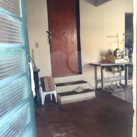 Casa térrea no Jardim Bandeirantes.