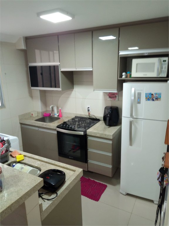 Apartamento no Condomínio Mont Everest.