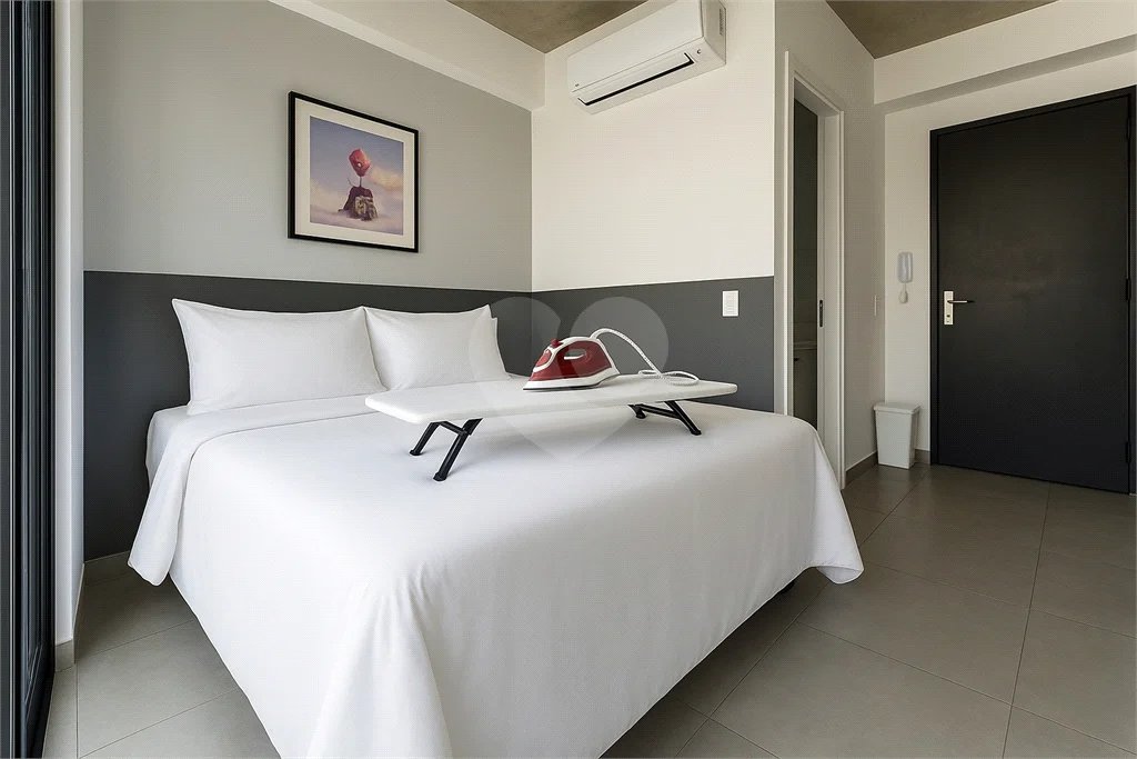 Apartamento com 18 m², 1 quarto, à venda na Bela Vista