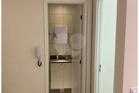 Apartamento à venda na Frei Caneca, 28 m², 1 quarto