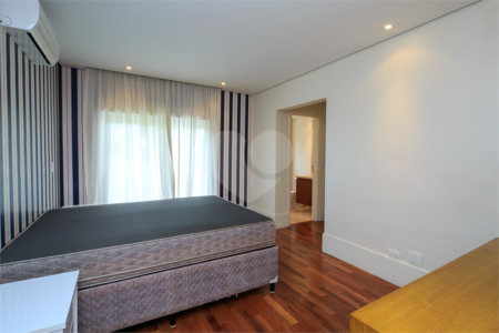 Apartamento à venda com 4 suítes em Alto da Boa Vista, São Paulo, SP