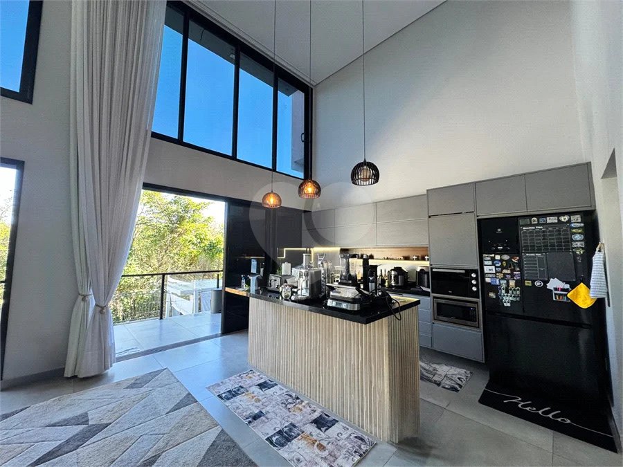 LINDA CASA À VENDA EM CONDOMÍNIO — INDAIATUBA/SP