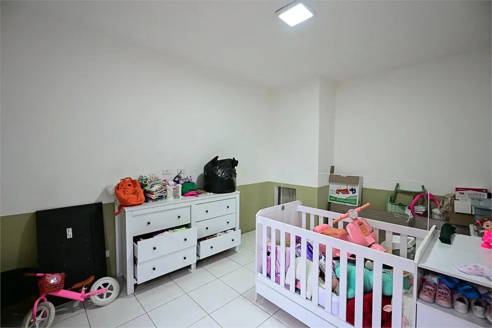 Casa à venda com 6 quartos, sendo 1 suíte,  em Vila Sônia, São Paulo, SP