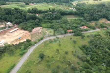 Terreno à venda no condomínio Arataba, Louveira - SP