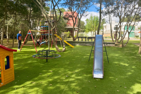 Casa de Alto Padrão à venda com 4 quartos, sendo 1 suíte, em condomínio, Cotia - SP