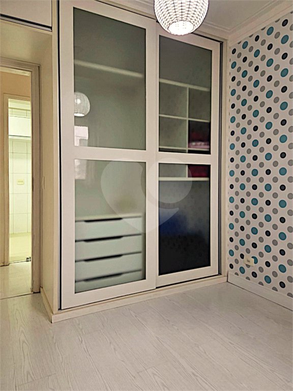 Apartamento na Chácara Inglesa com 2 dormitórios (1 suite), varanda, vista livre e vaga