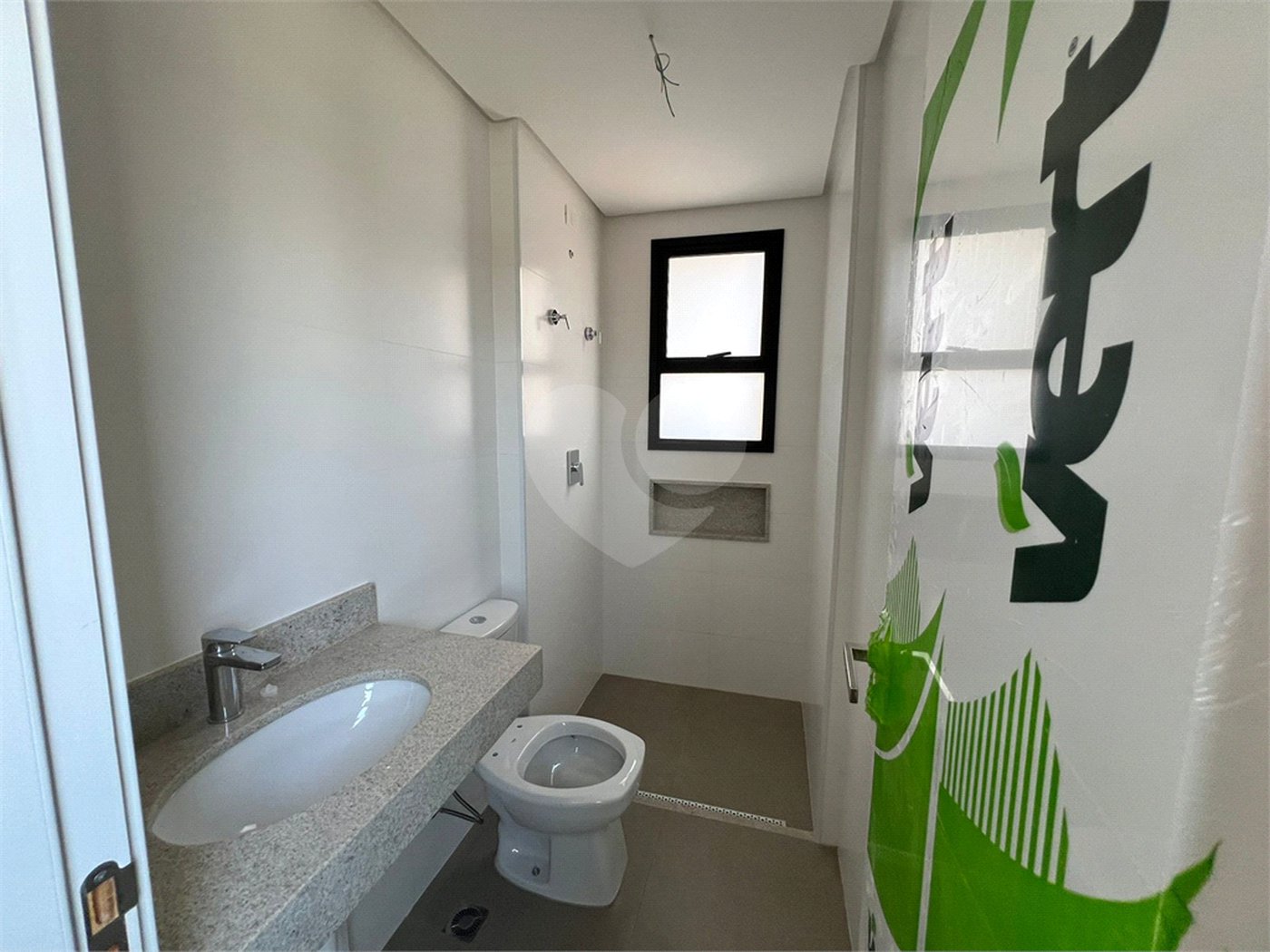 Apartamento no Madison Tower, na região do Parque Faber, com 3 quartos e 3 vagas de garagem
