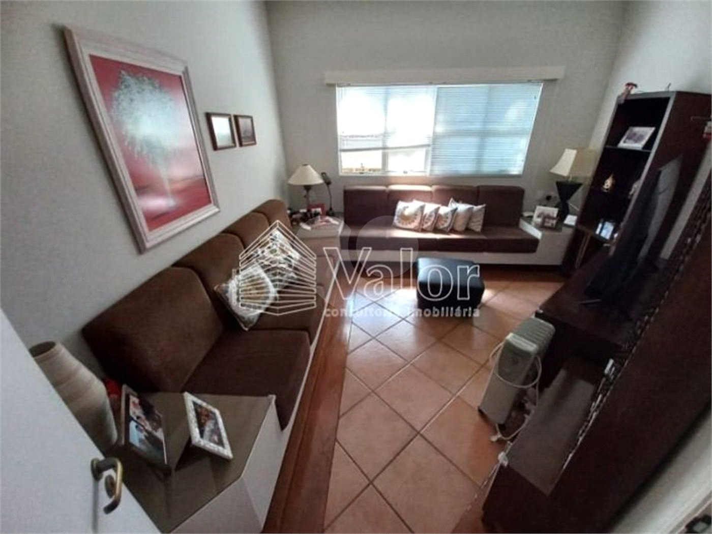 Sobrado no Condomínio Residencial Sabará