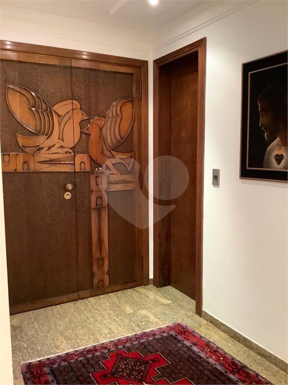 Apartamento na Mooca com 244 metros