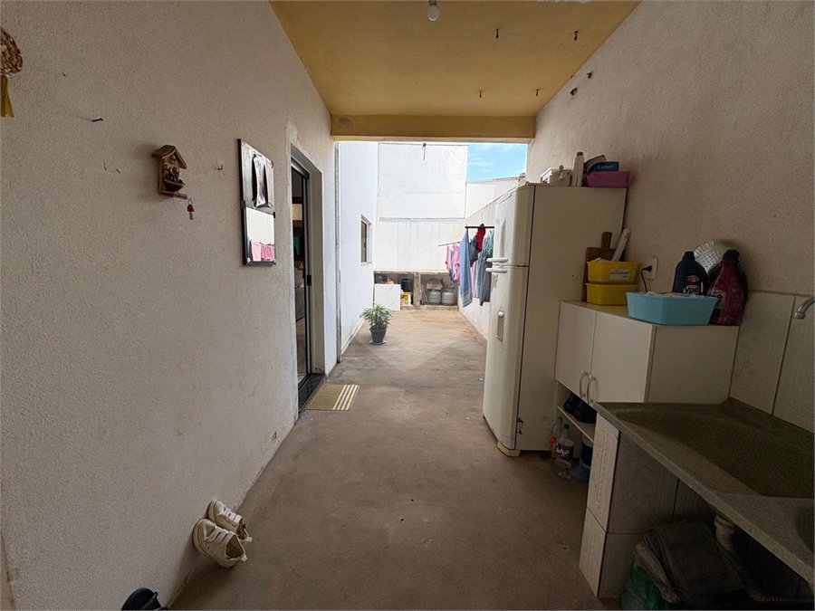 CASA A VENDA N EMBARÉ