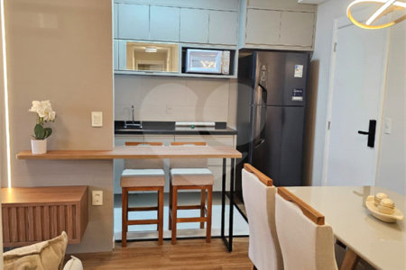 Apartamento Novo, 2 Dormitórios sendo 1 suíte, Completamente Mobiliado! PRONTO PARA MORAR!