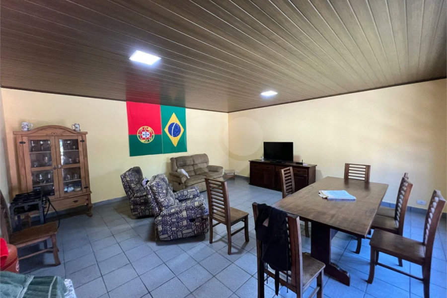 CASA TÉRREA ALTO PADRÃO NO TREMEMBE