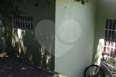 Sobrado Isolado à venda na Saúde- 160 m2 - 3 Suites/2 Vagas na garagem