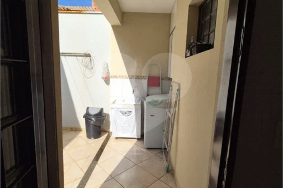 Sobrado à venda com 3 quartos em Vila Industrial, Piracicaba, SP