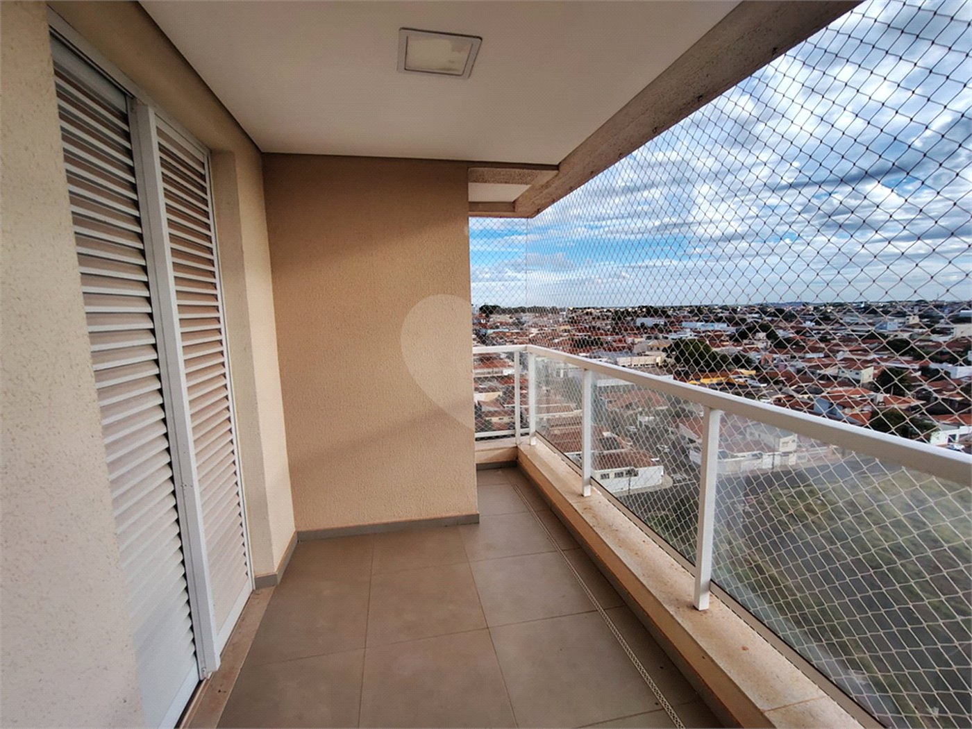 Apartamento com 3 quartos e 1 Suíte Condomínio Completo