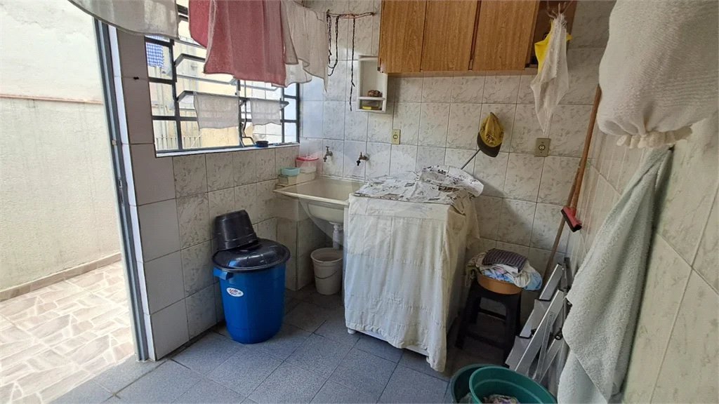 Casa Assobradada à venda | 209 m² | 3 dormitórios | Edícula | 3 vagas na Parada Inglesa!
