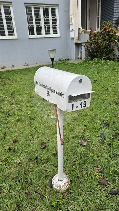 Casa Locação e Venda Condomínio Portal de Itaici 04 Dormitórios 02 suítes