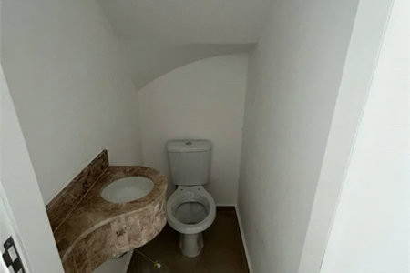 Sobrado à venda com 3 quartos, sendo 1 suíte, em Butantã, São Paulo, SP