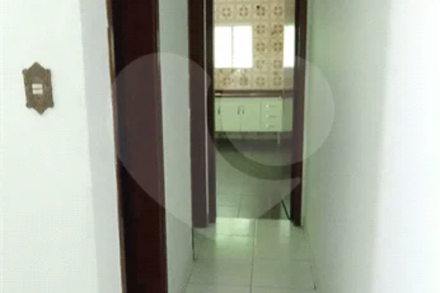 Sobrado à venda com 2 quartos em Jardim Itacolomi, São Paulo, SP